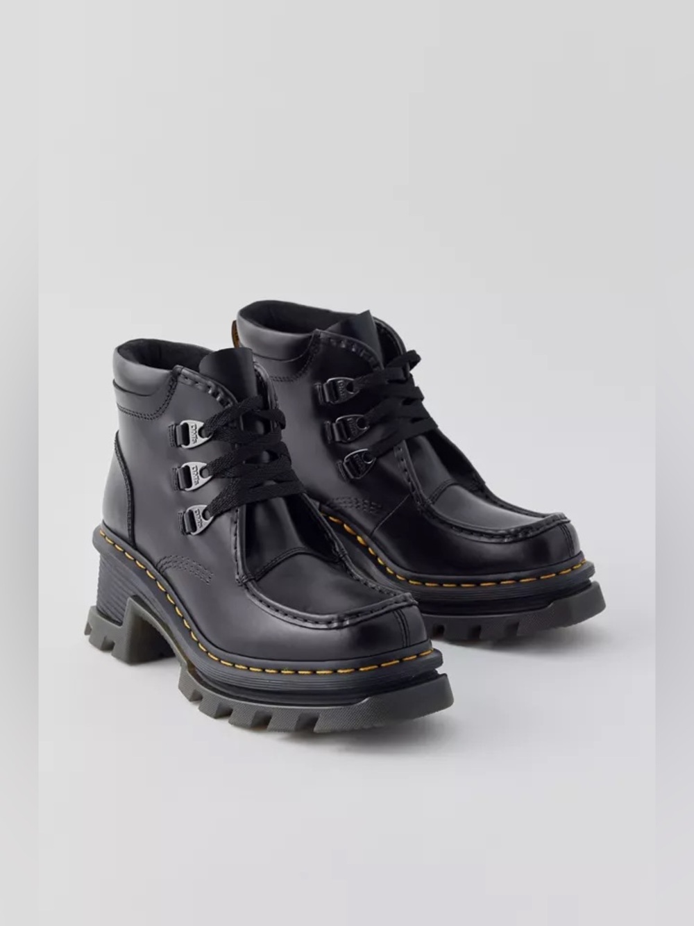 NWOB Dr. Martens Corran 3 Eyed Chunky Heeled Atlas Leather Black Ankle Boot 7US